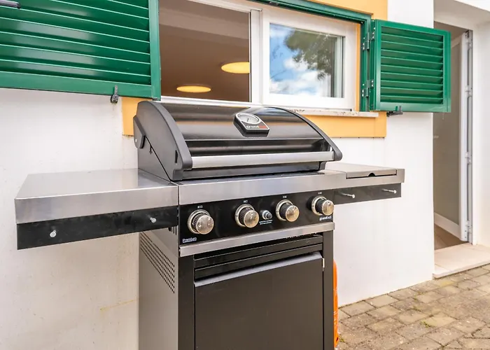 Exclusive - Game - Cinema - Bbq - Ac - Wi-fi * Tavira